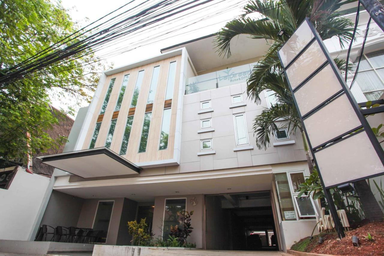 Legreen Suite Kuningan Джакарта Экстерьер фото