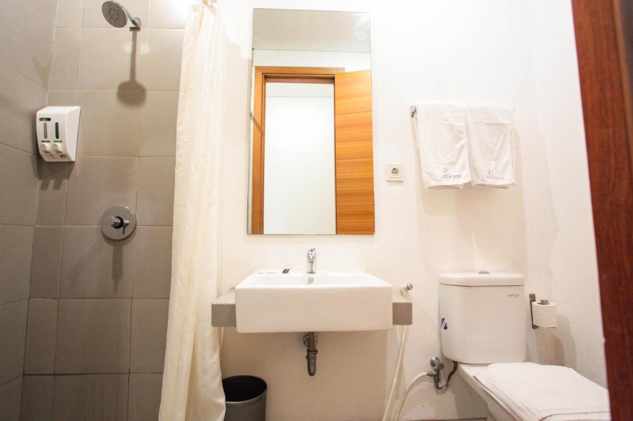 Legreen Suite Kuningan Джакарта Экстерьер фото